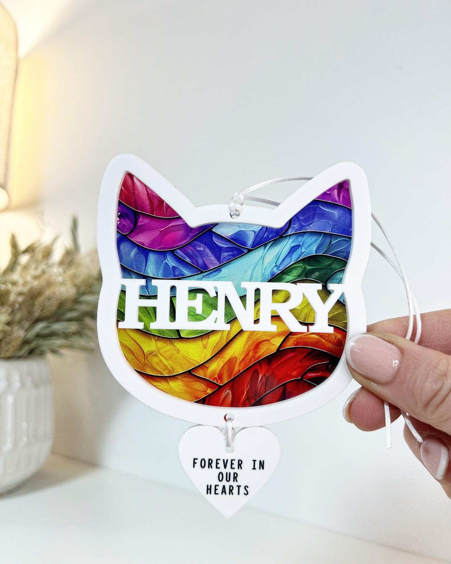 Rainbow White Cat Head Stained Glass