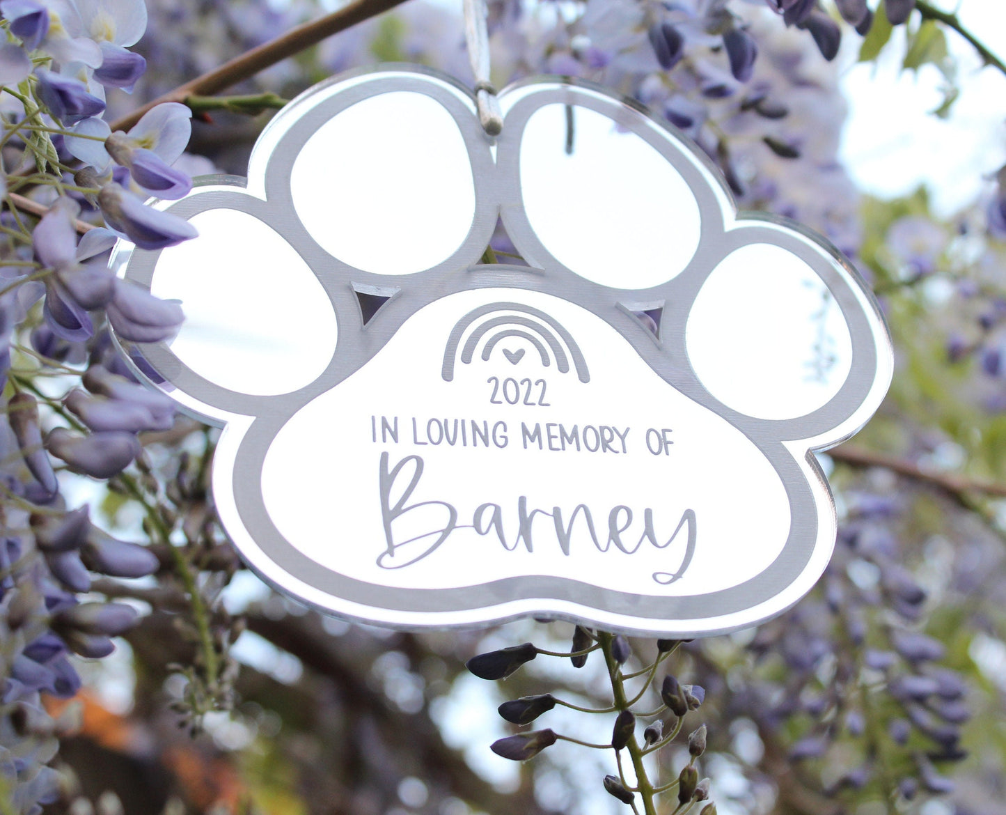 Outdoor paw garden memorial plaque