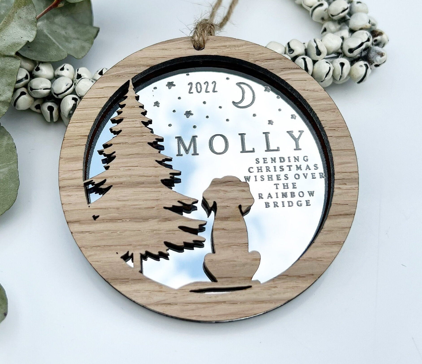 Christmas memorial ornament suitable for any pet