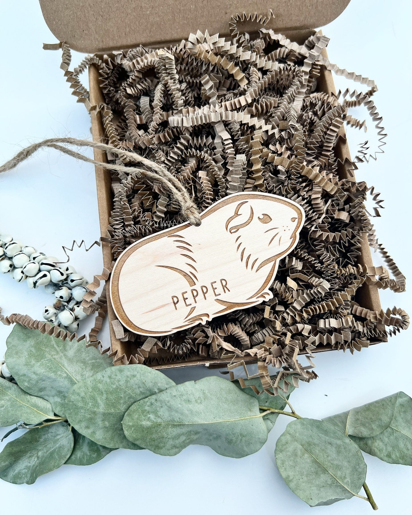 Personalised wooden guinea pig Christmas ornament, Customised guinea pig Christmas decoration, Guinea pig accessories, Guinea pig ornament